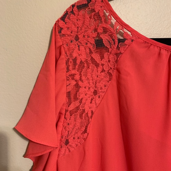 Torrid pink lace flutter sleeve blouse chiffon - Picture 6 of 6